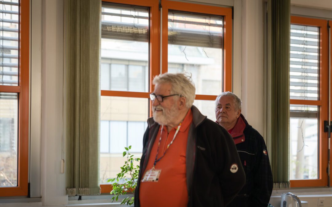 NOVINARSKI SPREHOD